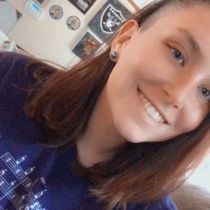 Meet your Posher, Klarissa